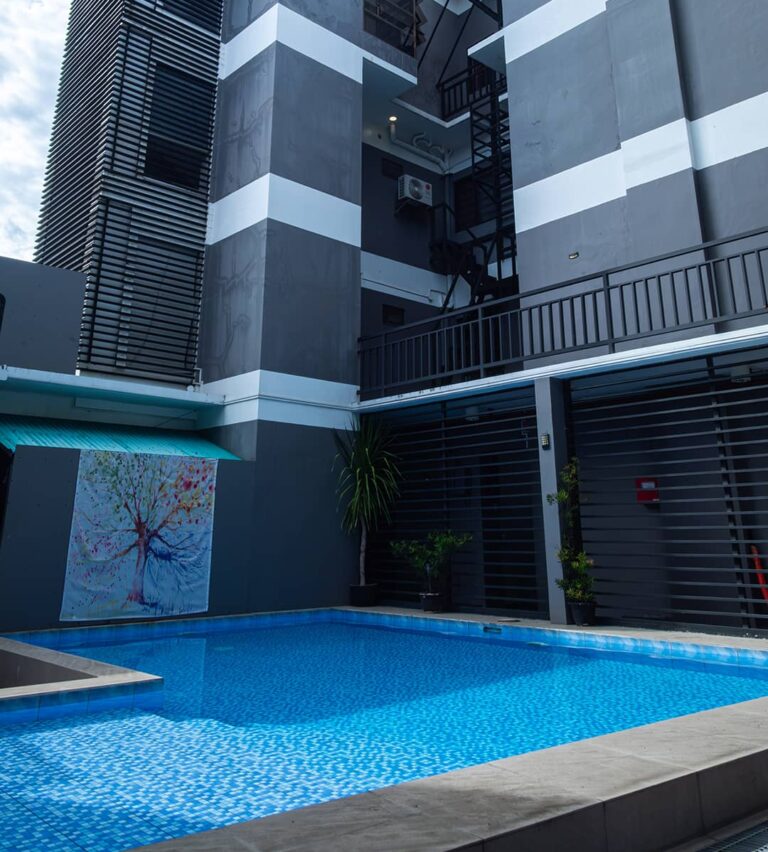 UNWND Residences Pool
